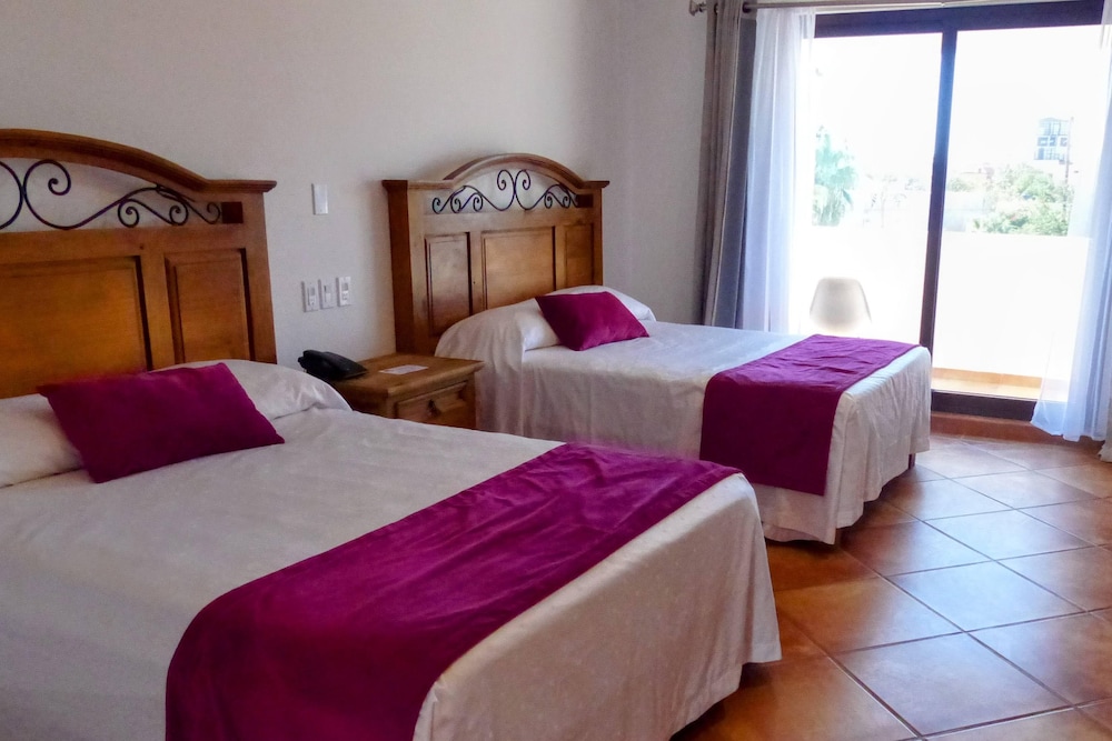 Hacienda Bugambilias 26/71