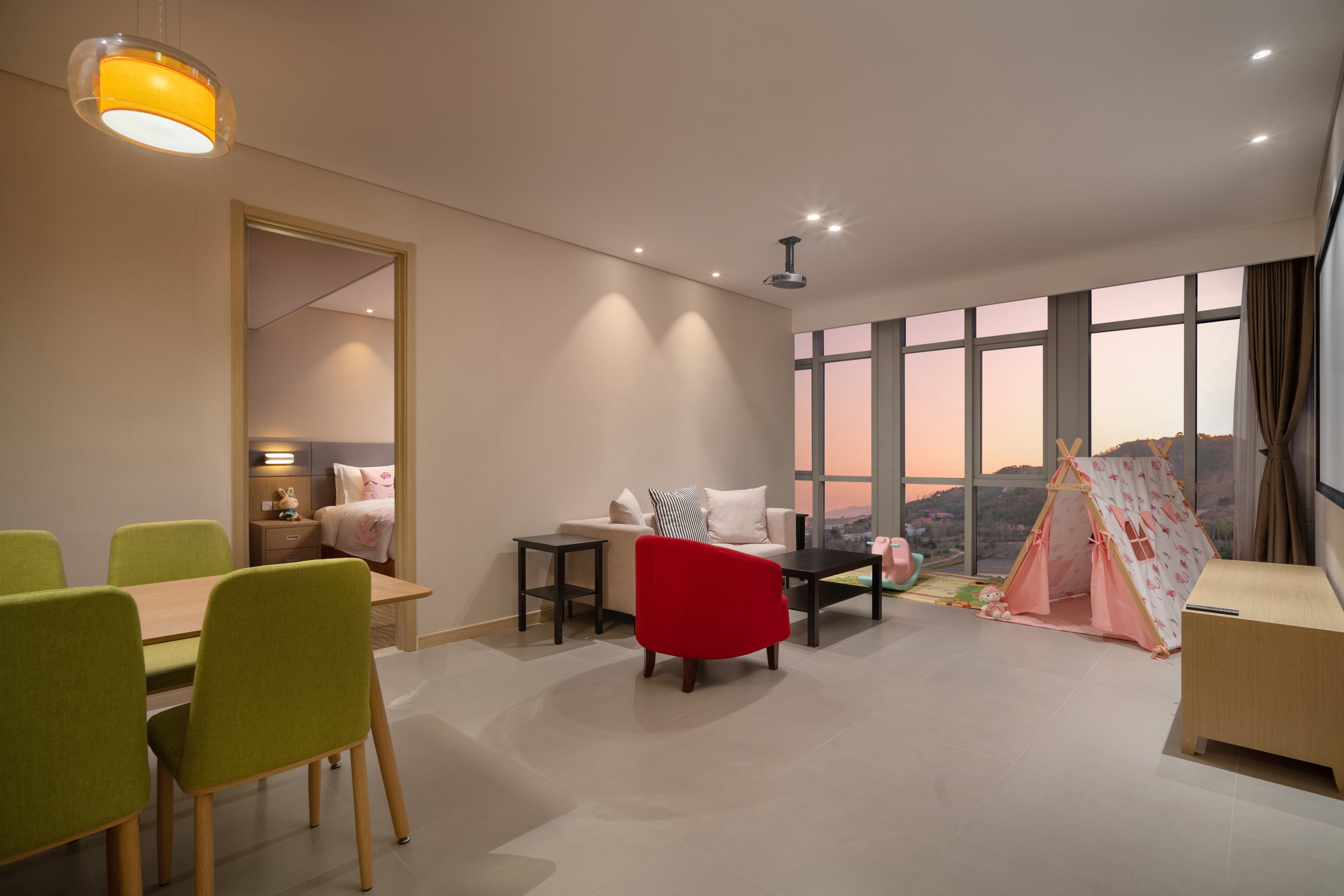 Holiday Inn Express Qingdao Innovation Park 6/10