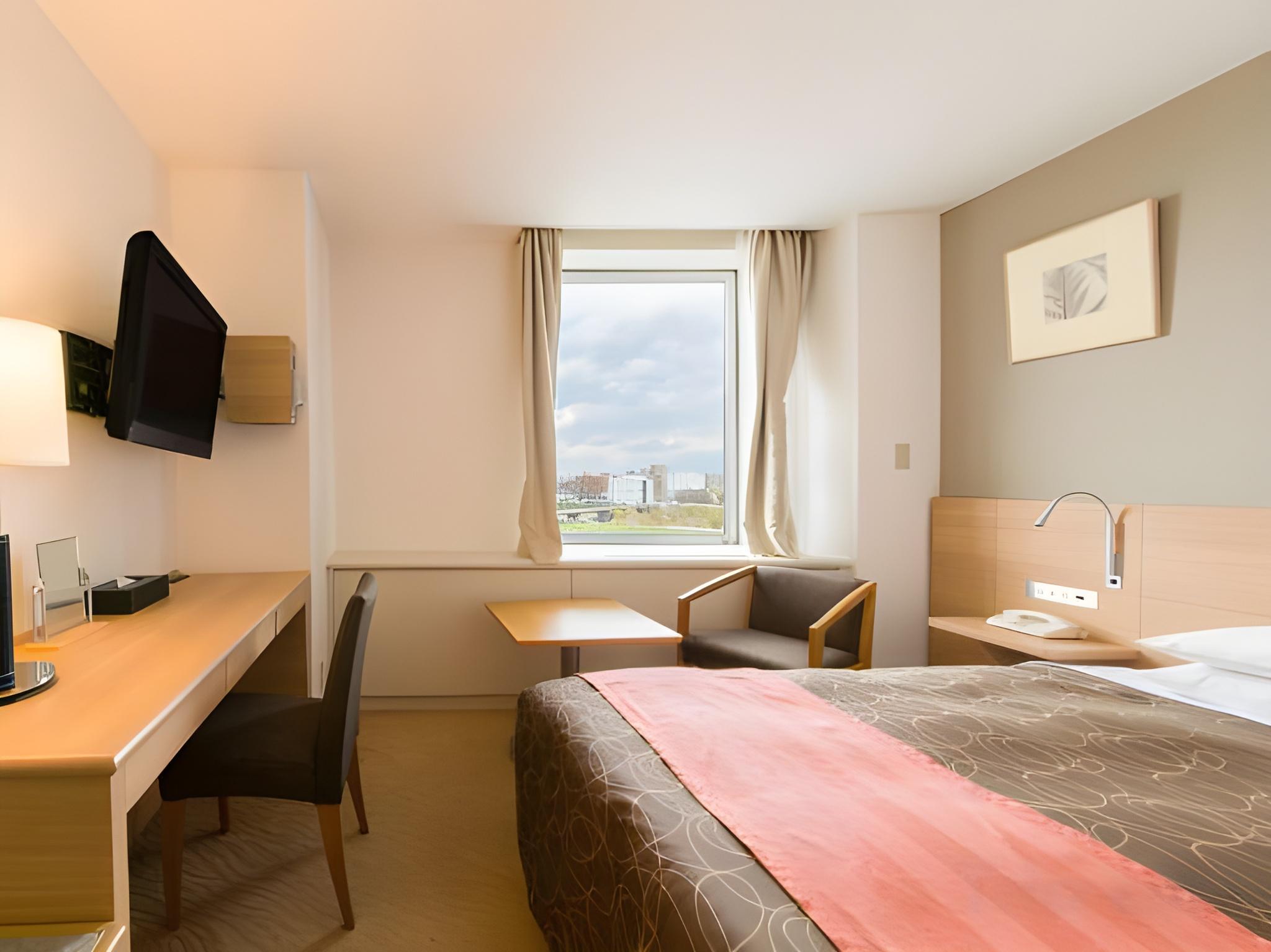 Semi Room, Comfort, Semi Double Bed, Smoking