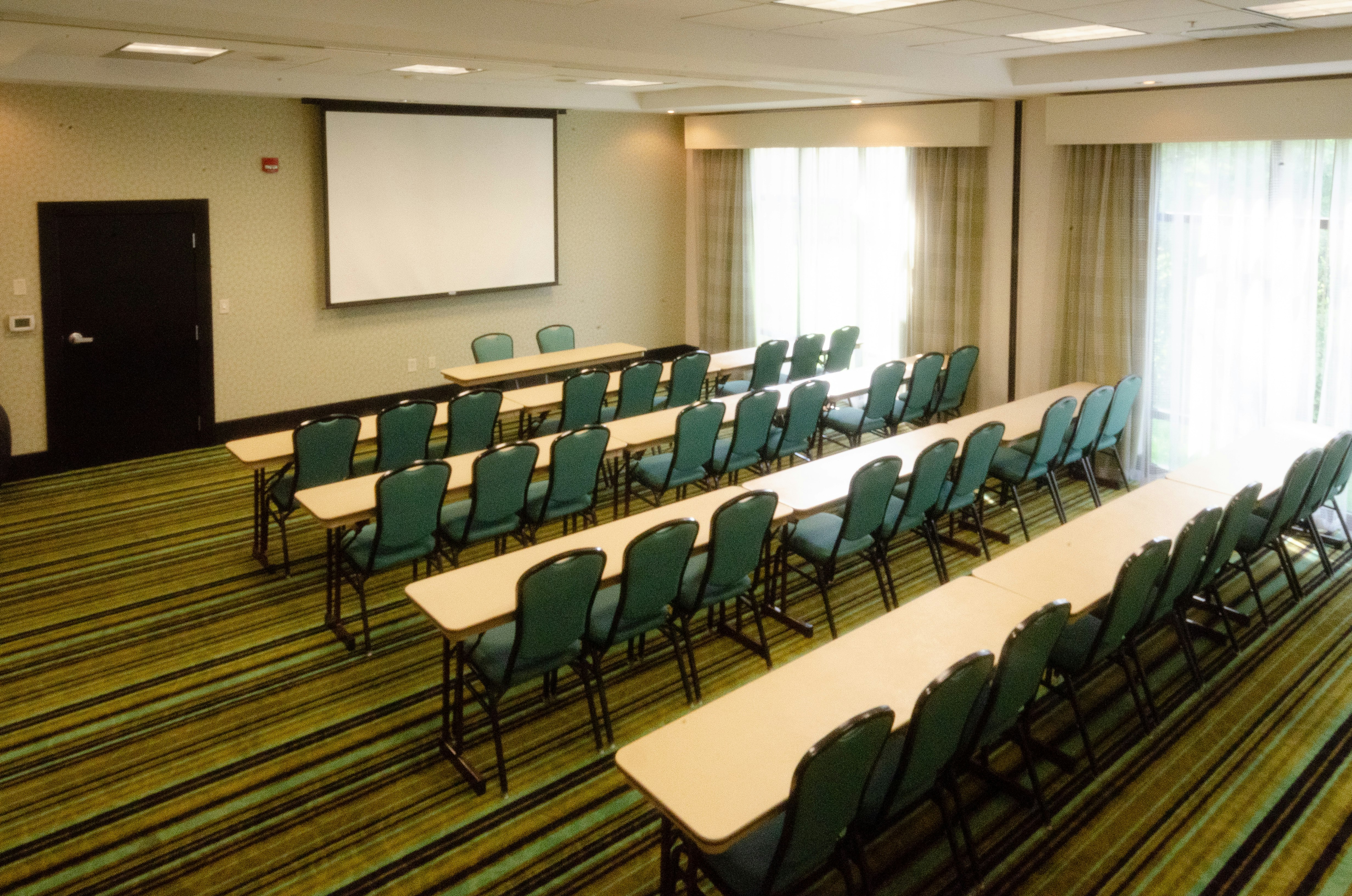 Hampton Inn Hickory 57/66