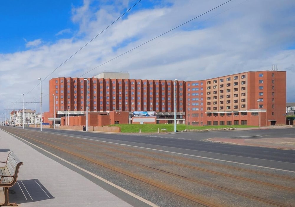 Grand Hotel Blackpool 5/50