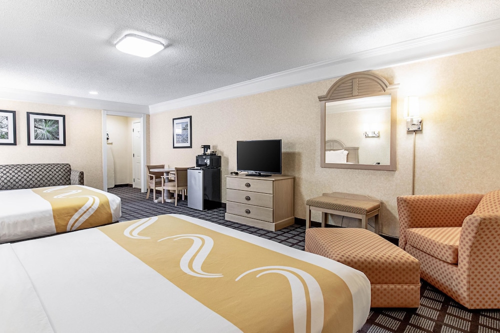 Quality Inn Near Lake Marble Falls 22/42