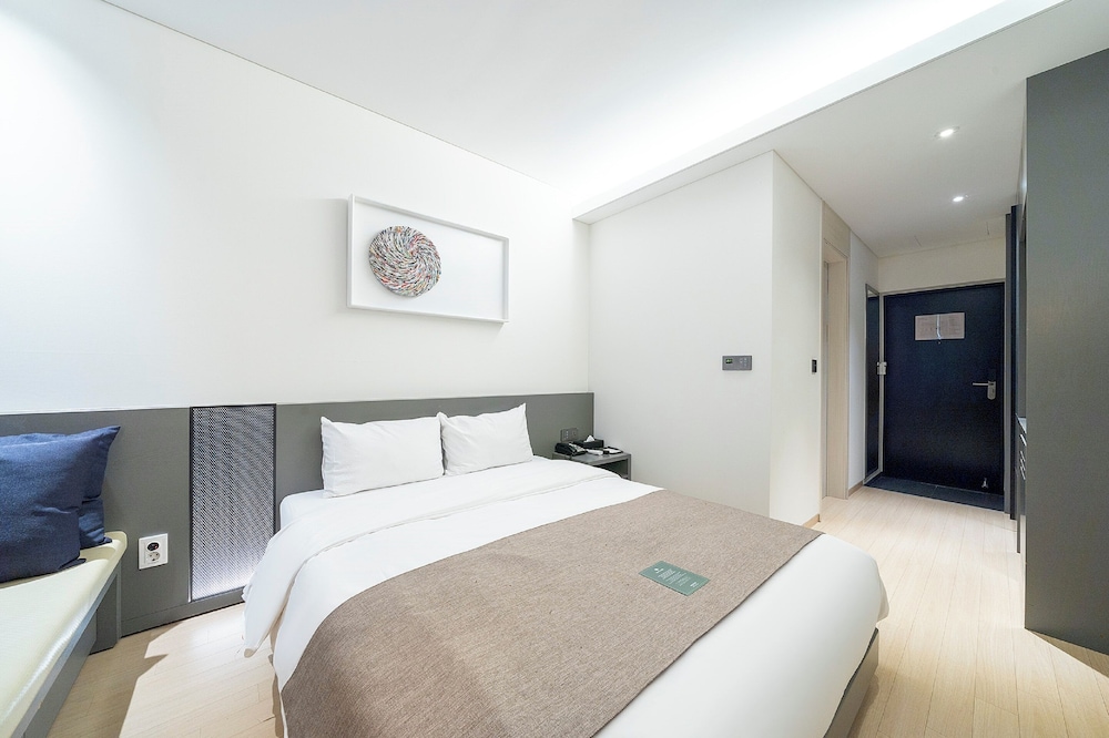Gloucester Hotel Cheongju 7/37