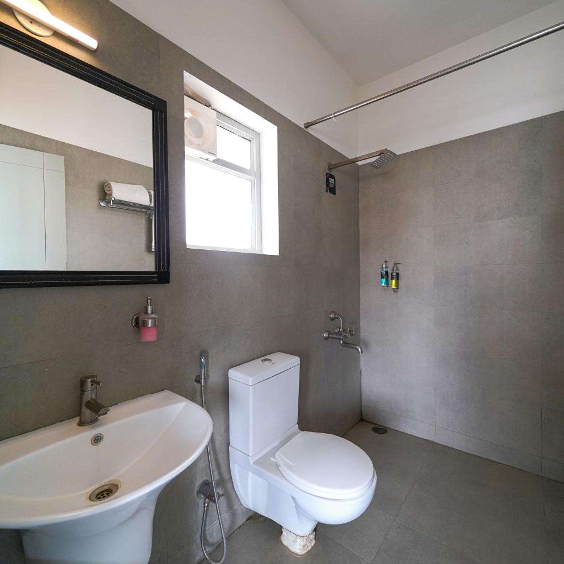 Olive Zip Koramangala 100Ft Road by Embassy Group 42/45