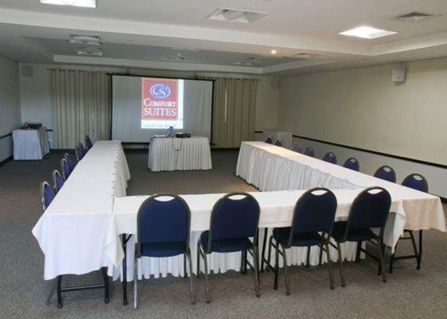 Comfort Suites Londrina 15/16