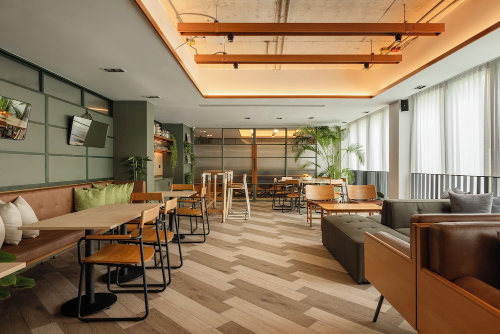 Craftsman Bangkok 43/65