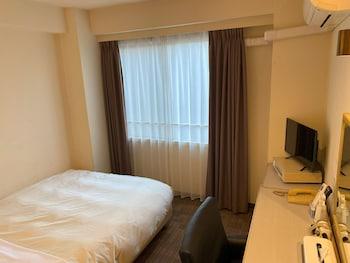 Semi Room, Semi Double Bed