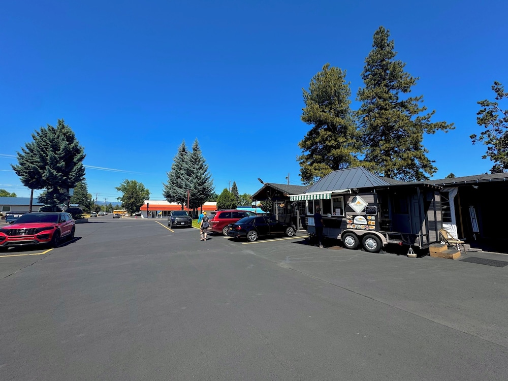 Cascade Lodge 56/66