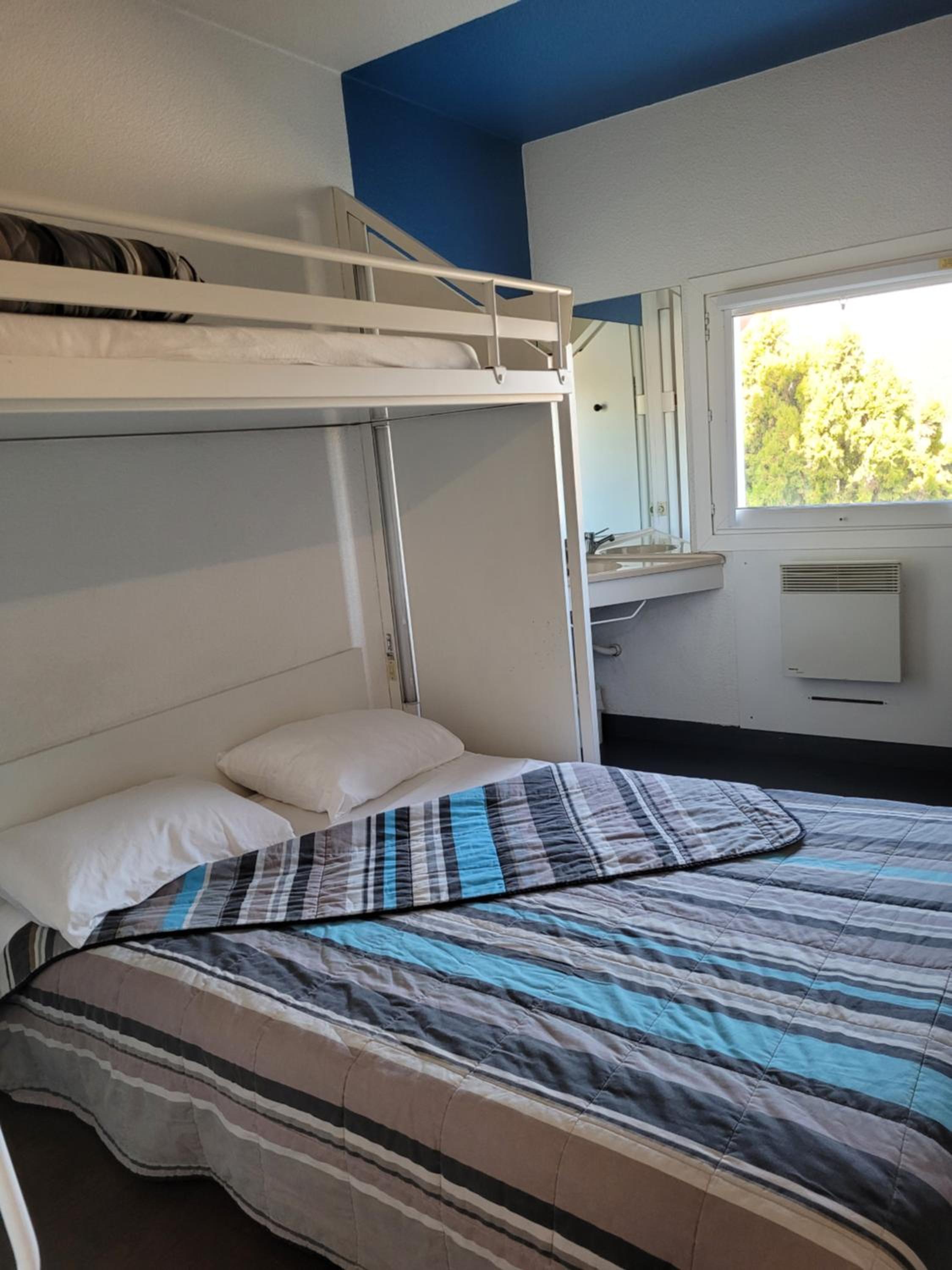 hotelF1 Cambrai 18/50
