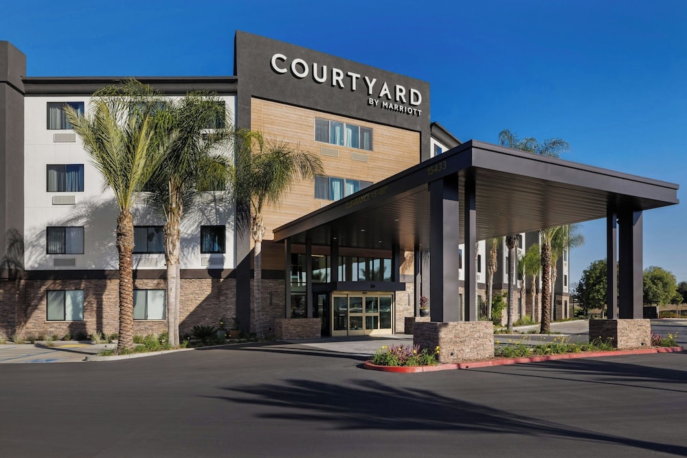 Hotel Chino Hills 61/63