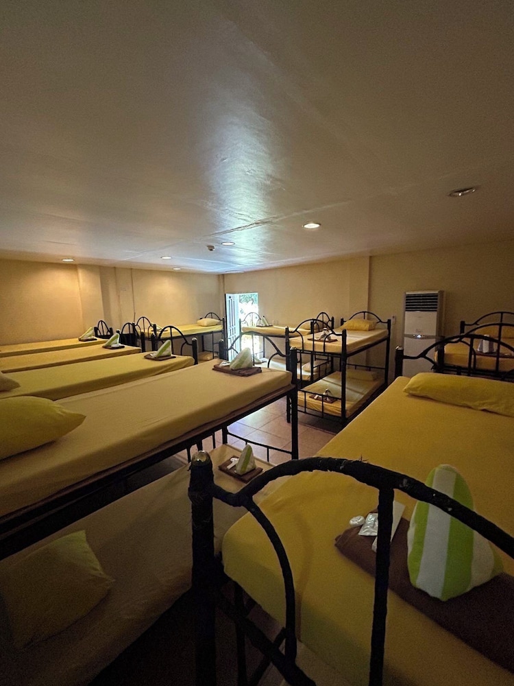 Alta Cebu Village Garden Resort 33/50