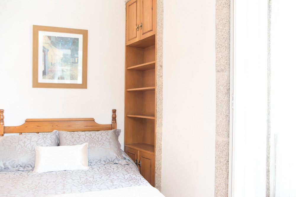 Linares Rooms Santiago 49/66