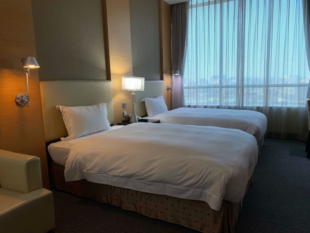 EVER DELIGHTFUL BUSINESS HOTEL photo4