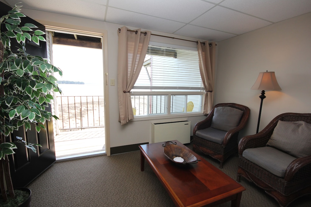 Saint Andrews Inn and Suites 23/34