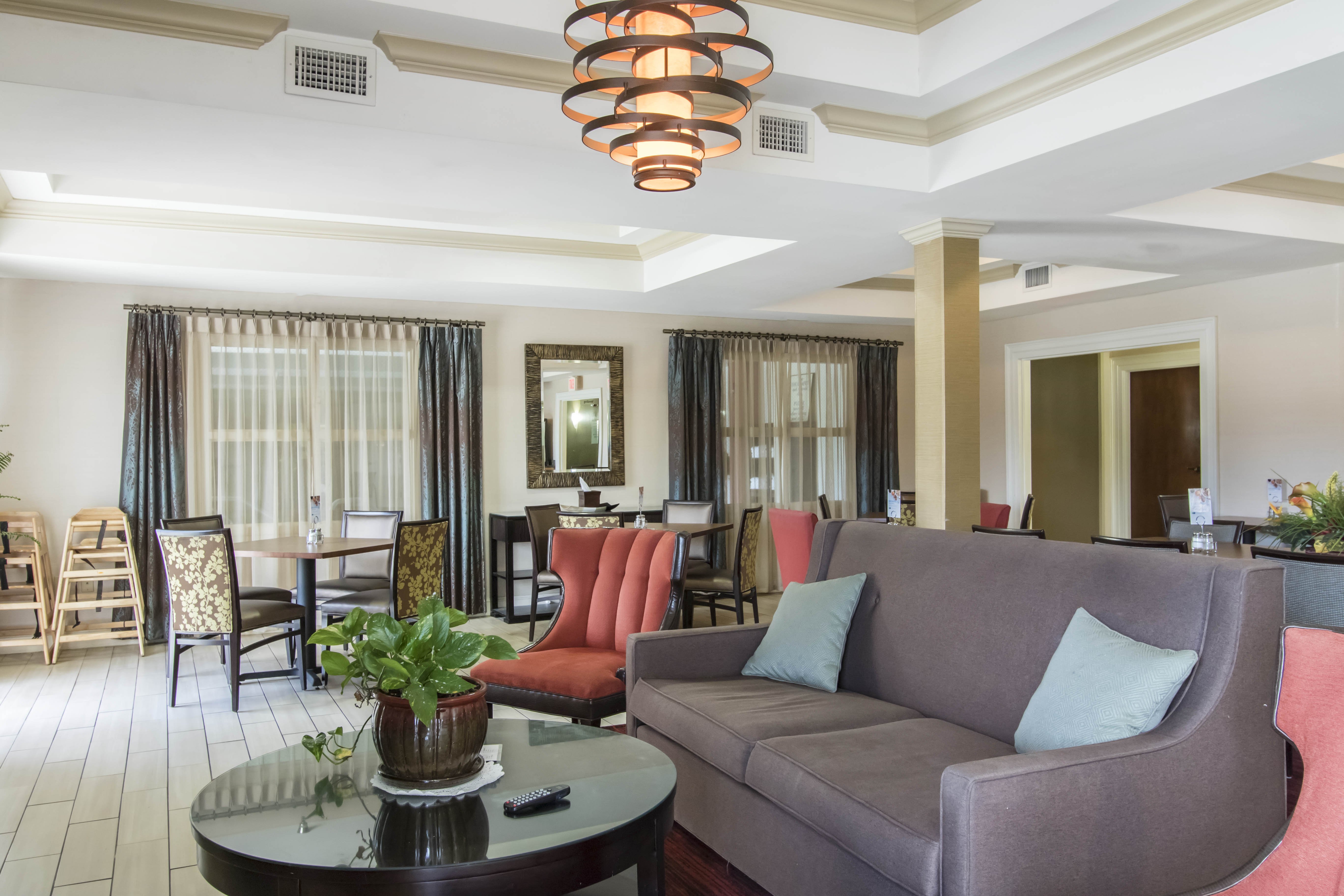 Holiday Inn Express Hotel Suites Cullman 29/38