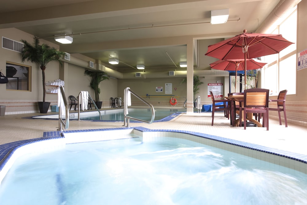 Pomeroy Hotel And Conference Centre Fort St John 1/54