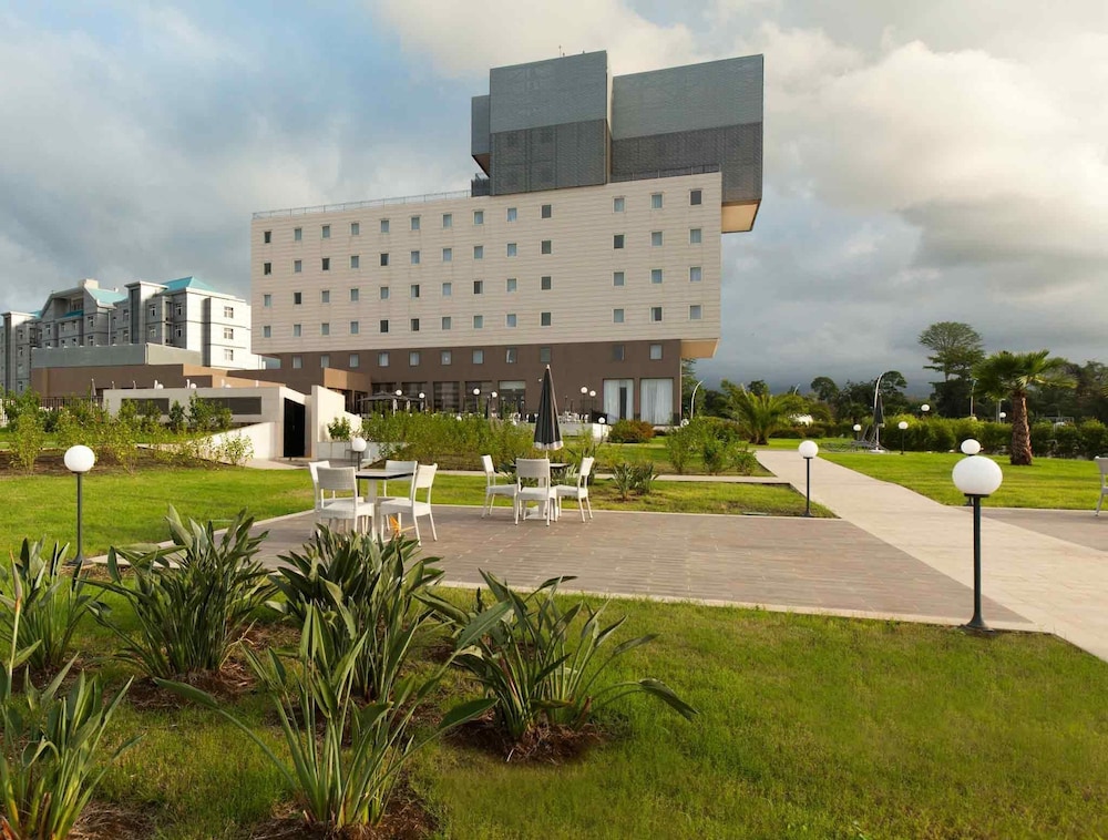 ibis Malabo 6/43