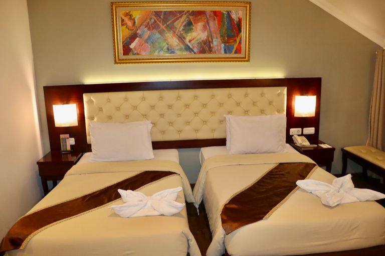 Standard, Twin Beds, Smoking