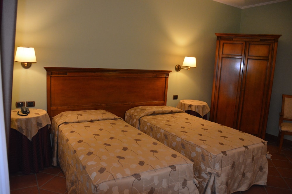 Romantik Furno 7/49