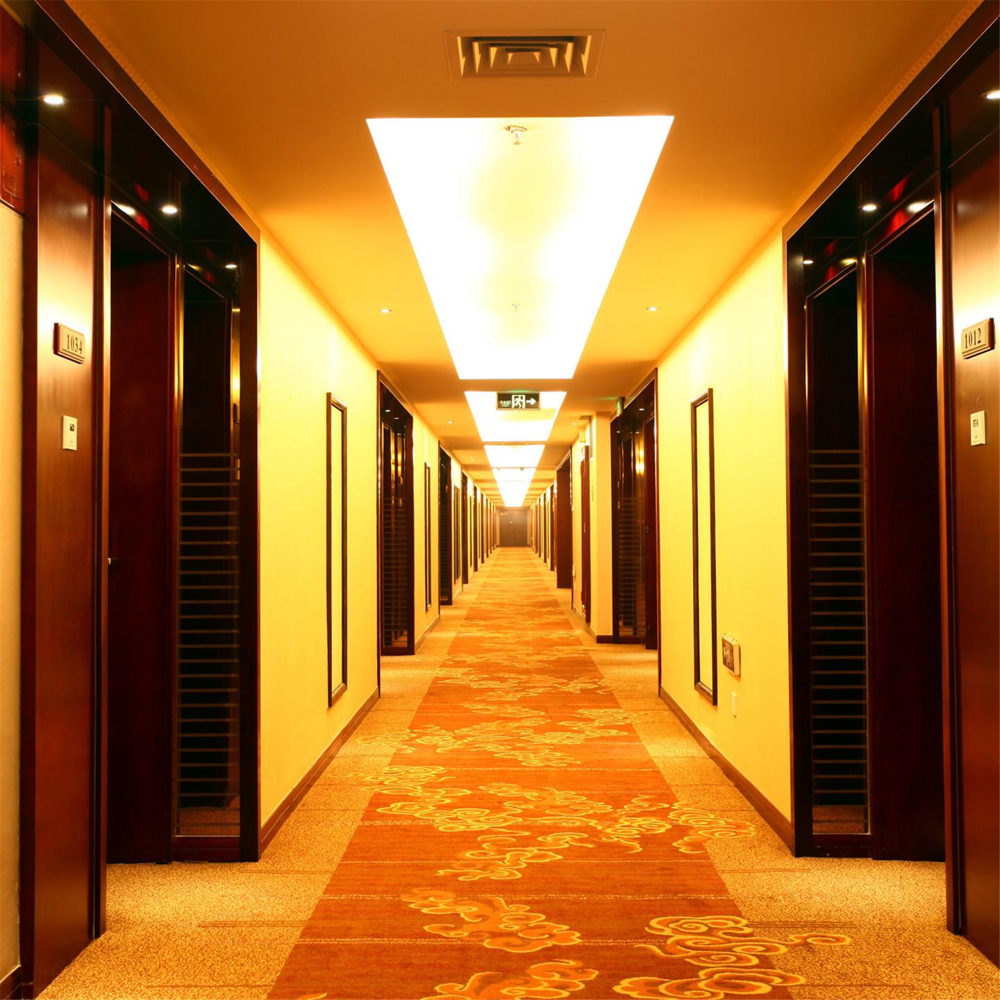 Yangling International Conference & Exhibition Center Hotel 13/27