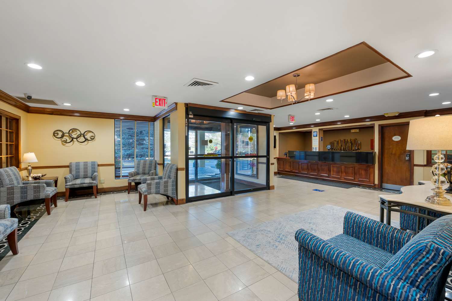 Best Western Louisville East Inn & Suites 8/38