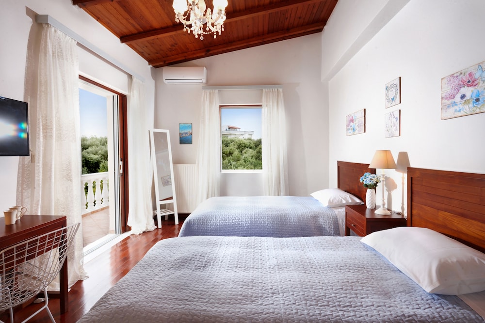 Villa Vanelia Mare 11/35