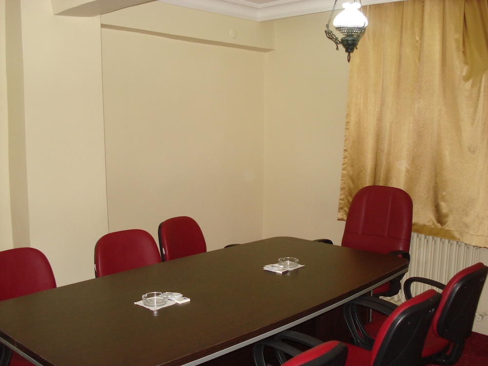 Hotel Sahiner 17/21
