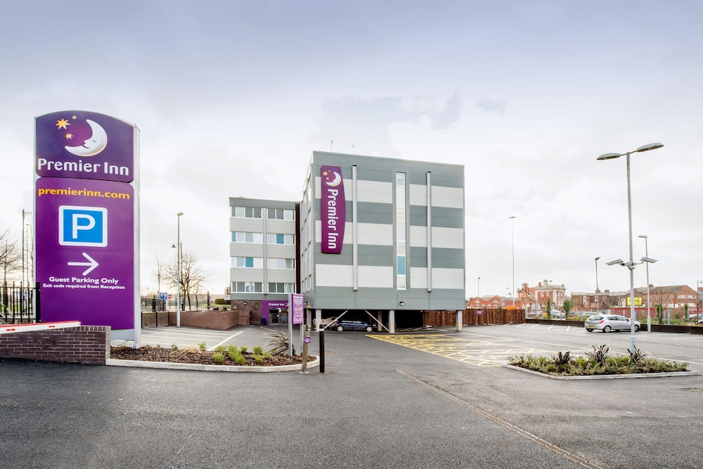 Premier Inn Birkenhead Town Centre in Birkenhead