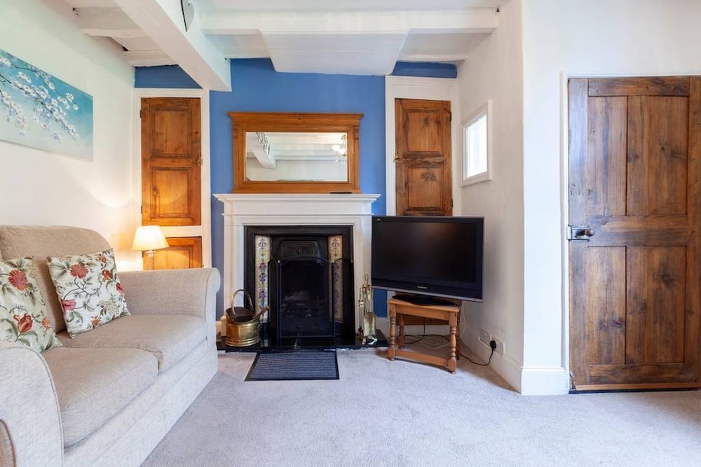 Ceilidh Cottage 2/48