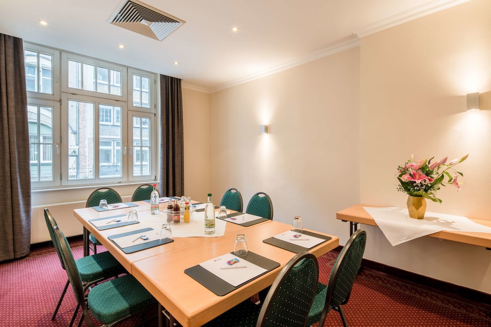 Best Western Plus Hotel Excelsior 53/57