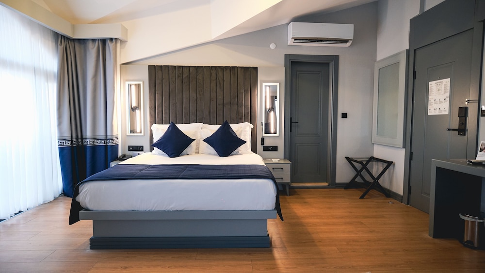 Janti Boutique Hotel 7/18