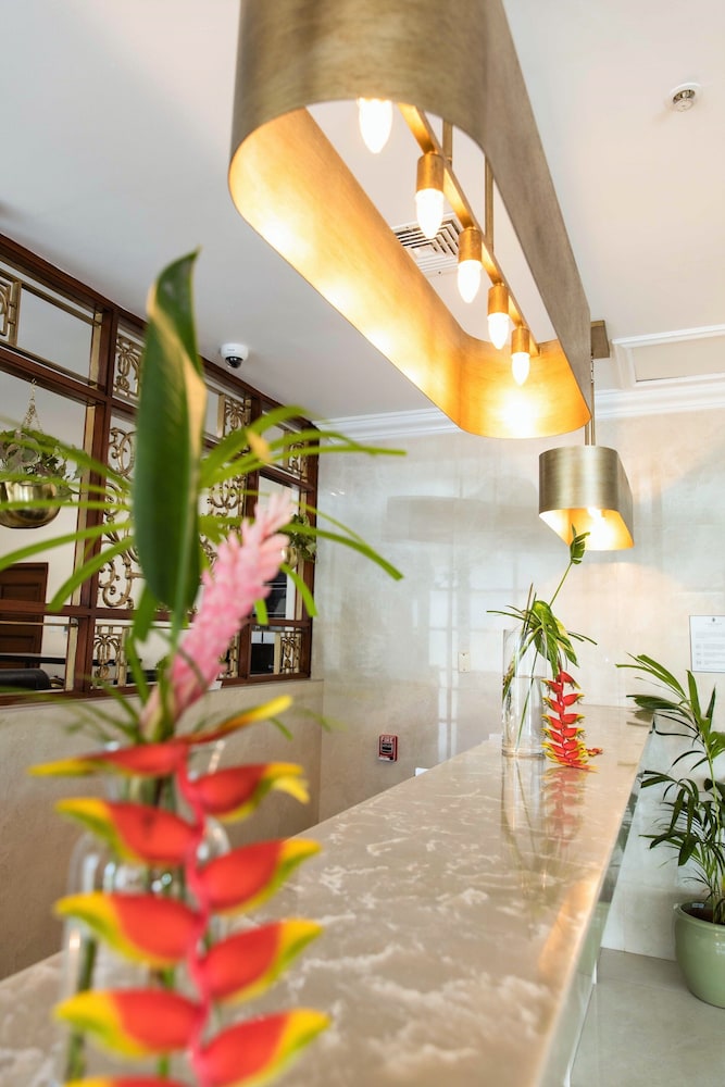 Lobby at The Courtleigh Hotel And Suites, KINGSTON - JM