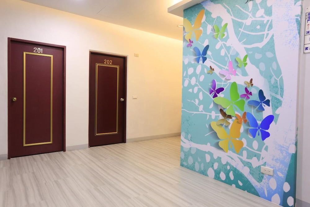 Guo Chen Hotel 24/27
