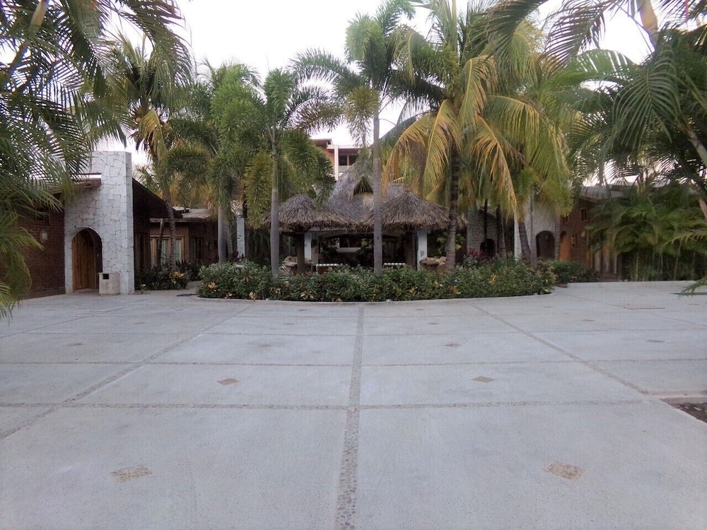 Hotel Casa del Lirio 34/46