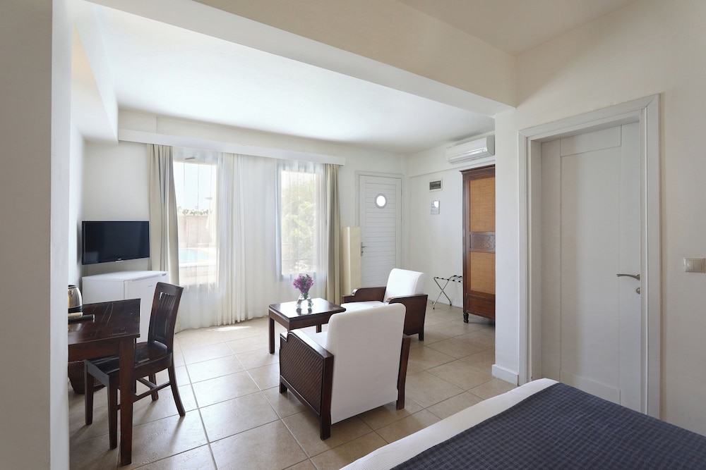 Sah Hotel 16/25