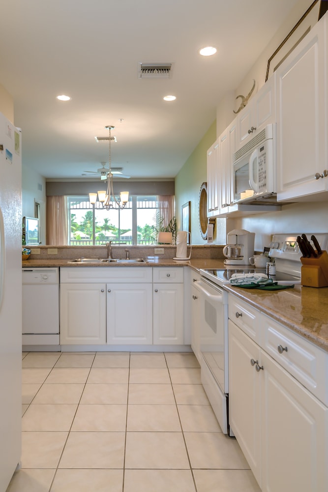 Greenlinks Golf Villas At Lely Resort 22/76
