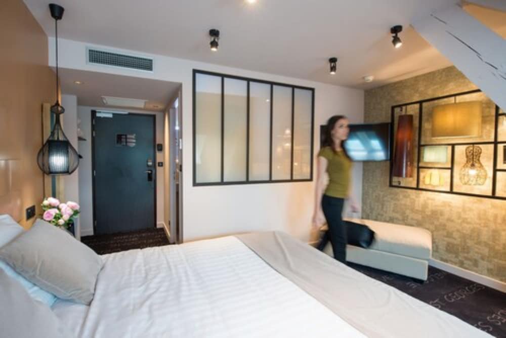 Saint Georges Hotel 13/69