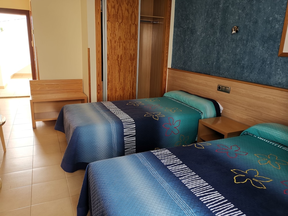 Punta Del Cantal Hotel Suites 8/48