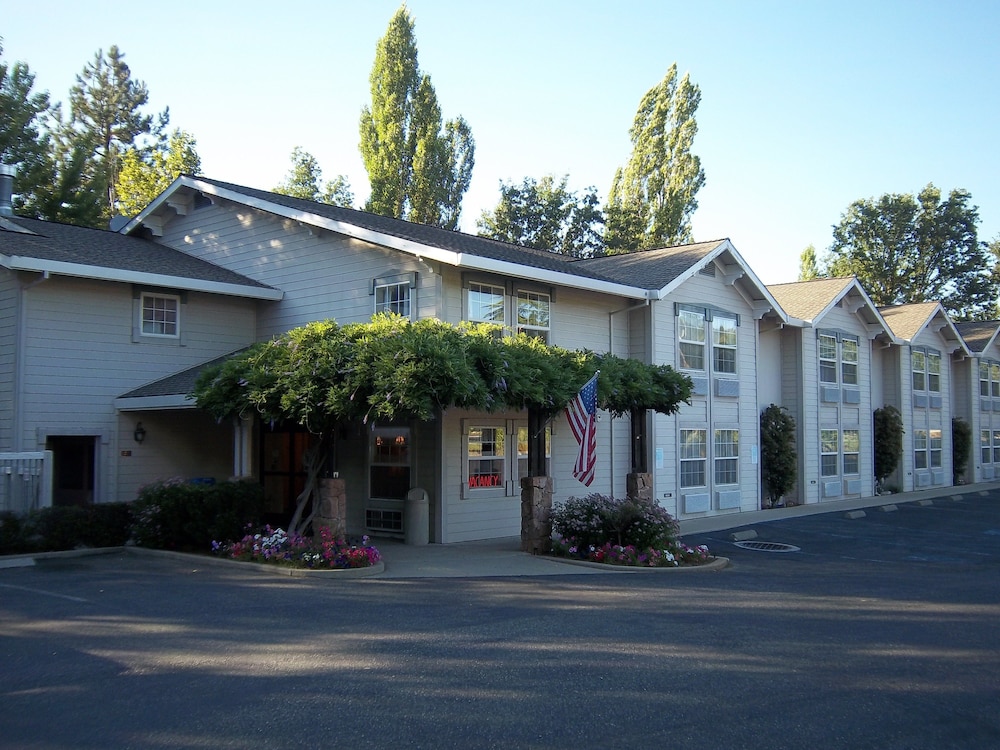 Murphys Inn Motel 4/24