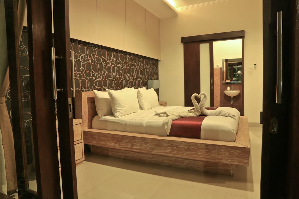 Karana Villa Bali 18/64