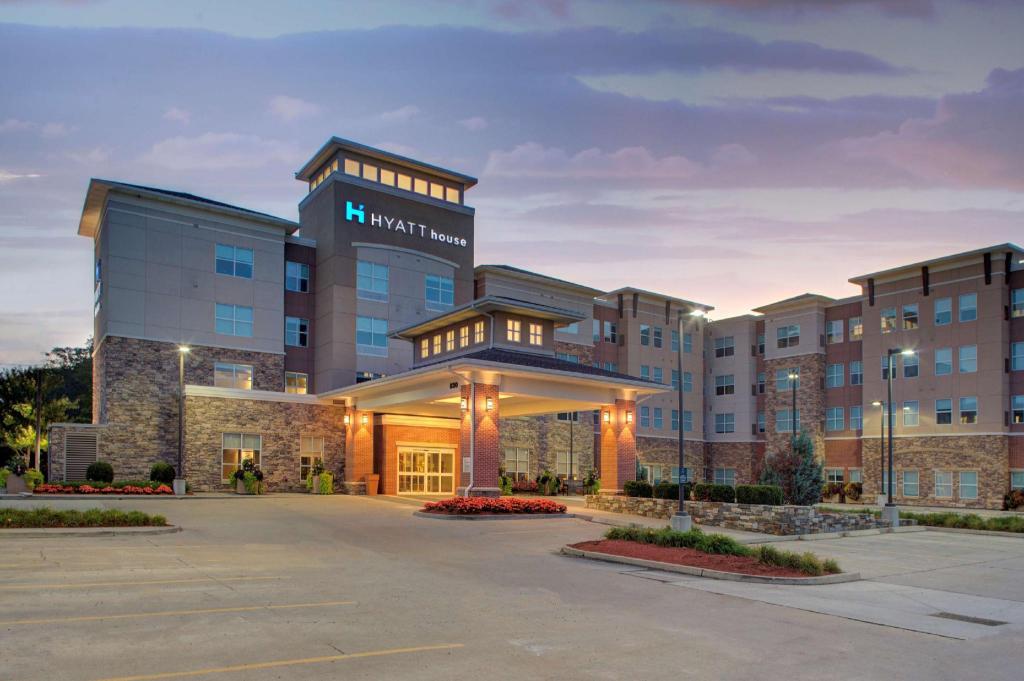 HYATT HOUSE SHELTON in SHELTON - CT