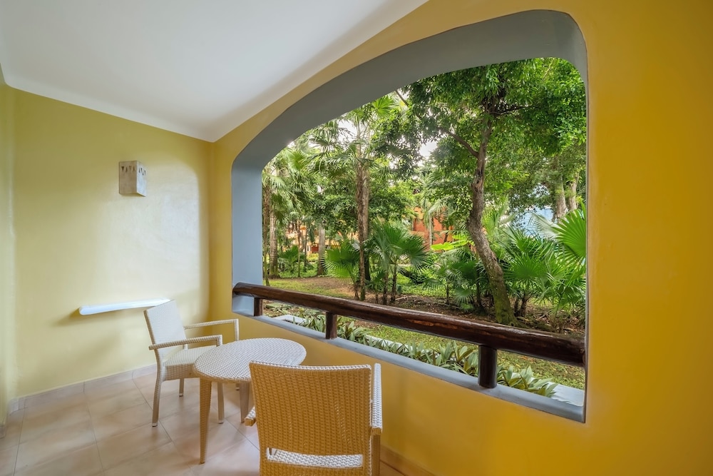IBEROSTAR Selection Paraiso Lindo 18/50