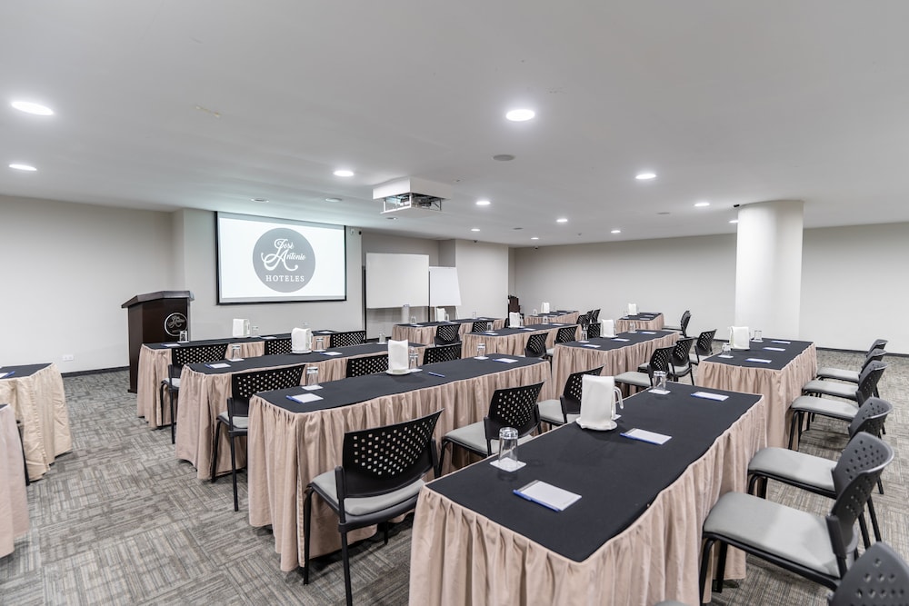 Hotel Jose Antonio Executive 44/46