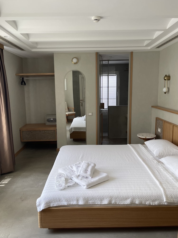 Monk Hotel Alacati - Adults Only 2/47