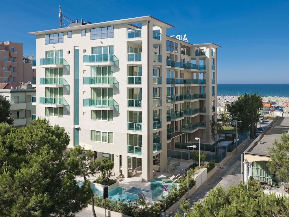 MERCURE RIMINI ARTIS 3/50