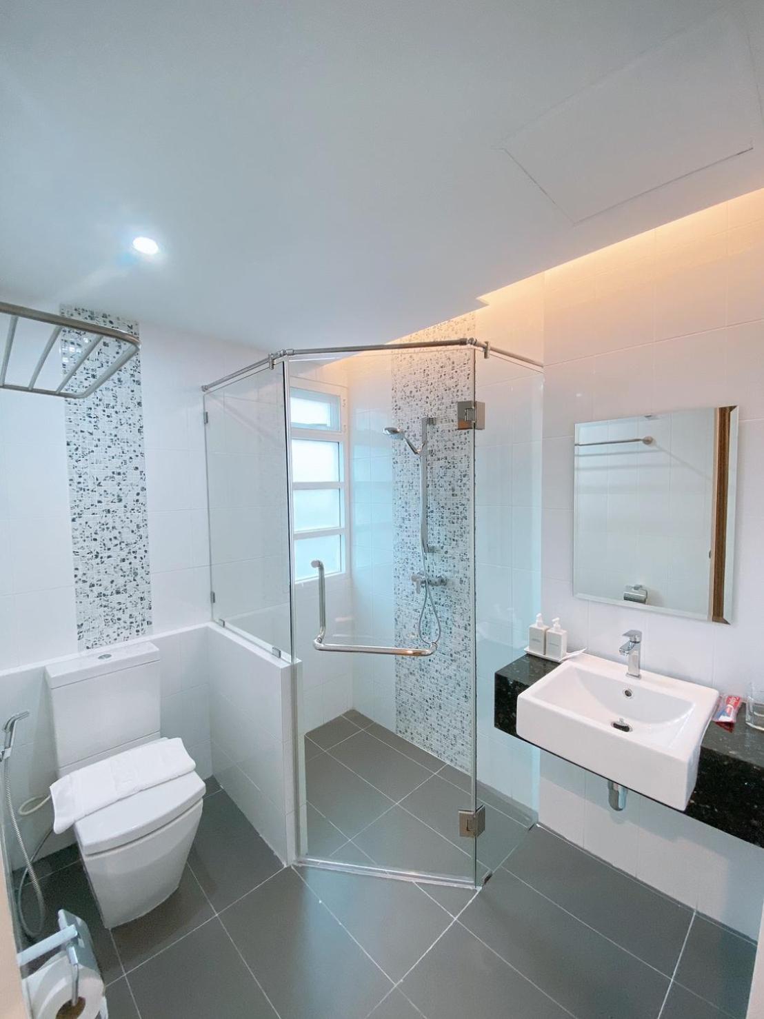 Greenish Ranong Hotel 49/50