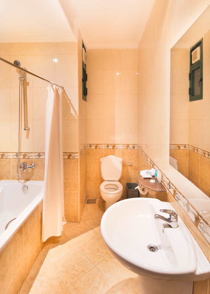 Gold Crest Hotel Arusha 46/47