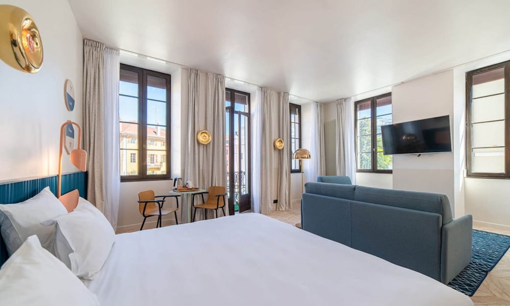 Hotel Du Palais de L Isle Annecy 10/77