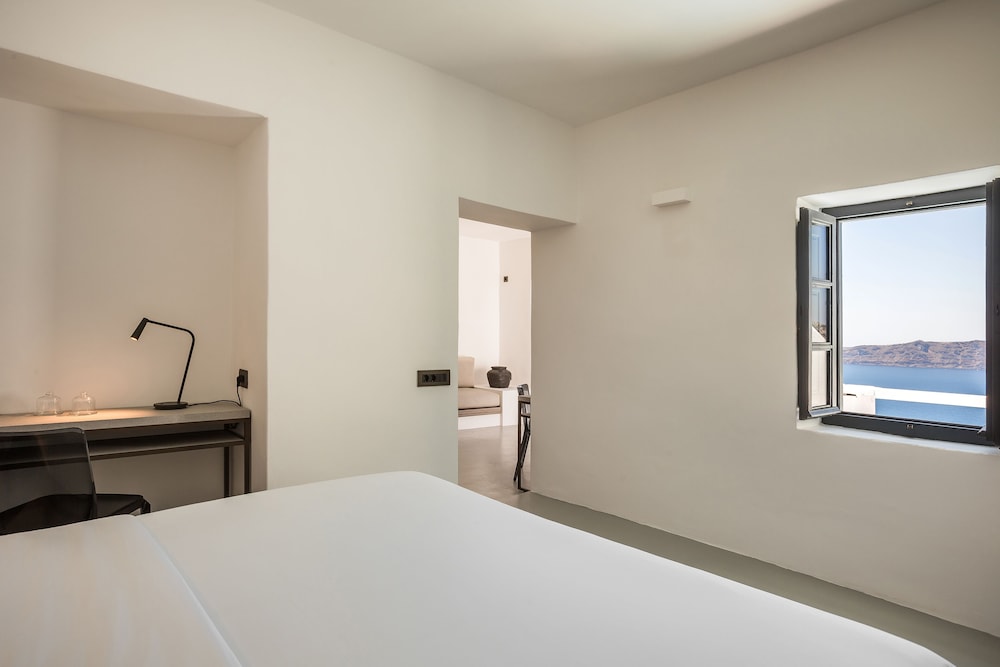 Sunrocks Hotel - Adults Only 9/69