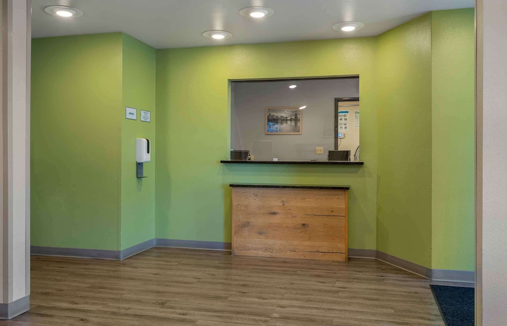 Woodspring Suites Orlando South 6/43